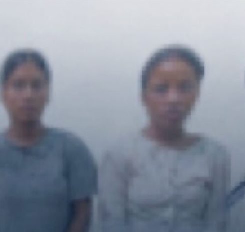 पूर्वयोजनासहित युवतीलाई पोलमा बाँधेर कालोमोसो दल्ने पाँच जनाविरुद्ध मुद्दा
