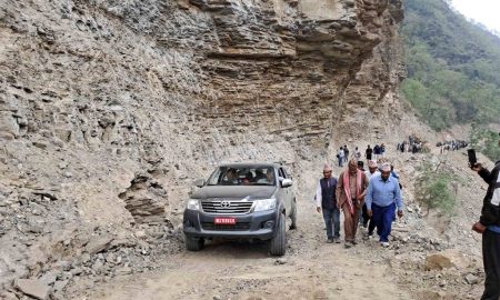 घर्ती पहरा छिचोल्दै सडक : दशकौँको जोखिम अन्त्य, दिक्तेल–गाईघाट यात्रा थप छोटो