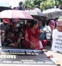 होल्डिङ सेन्टरबाट जबर्जस्ती हटाउने तयारीविरुद्ध सुकुम्वासीको प्रदर्शन